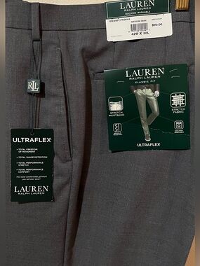 NWT LAUREN RALPH LAUREN Classic Fit
42”x30” ULTRA FLEX Wrinkle Resist MSRP $90
